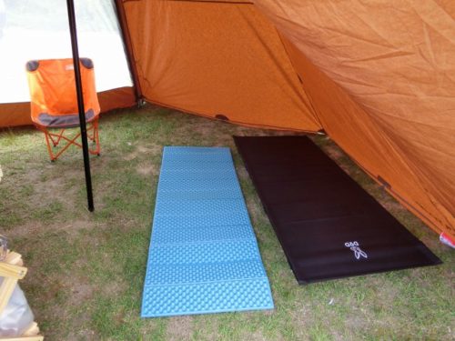 初心者向け キャンプツーリング用マットの選び方 Campgarage キャンプツーリング情報